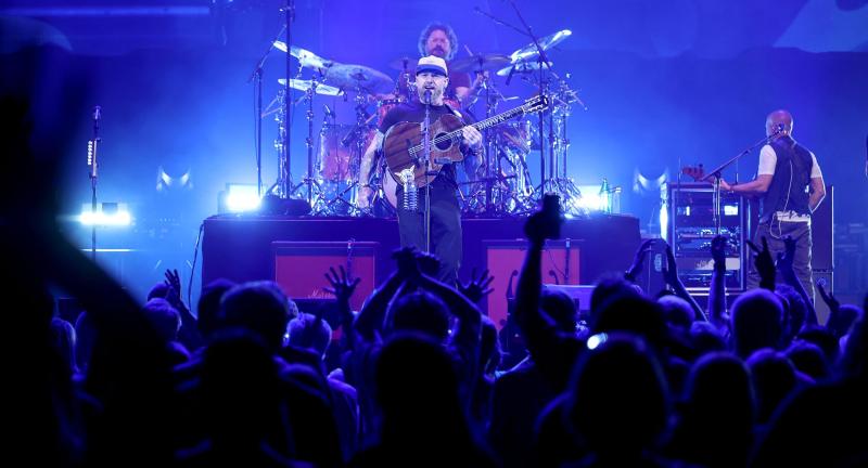 Zac Brown on stage at John Paul Jones arena for the CSC Benefit concert